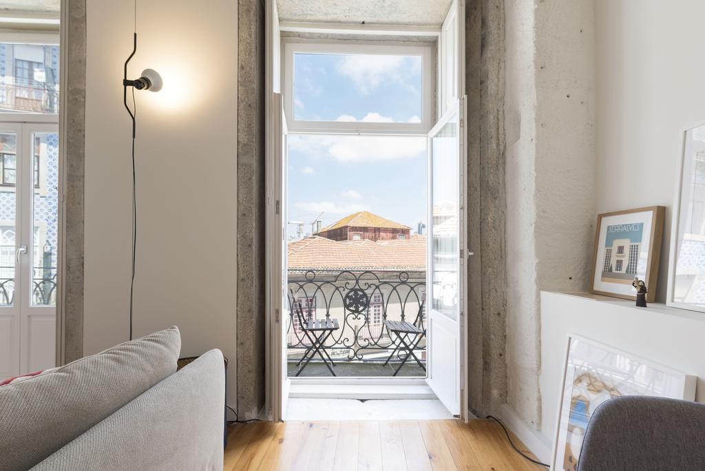 Lovelystay - Cativo Mezzanine Studio OOporto Exterior foto